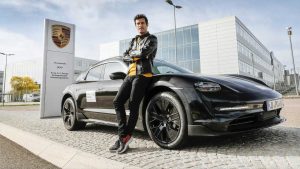 Read more about the article Porsche Taycan Cross Turismo pode ser disponibilizado no verão ...