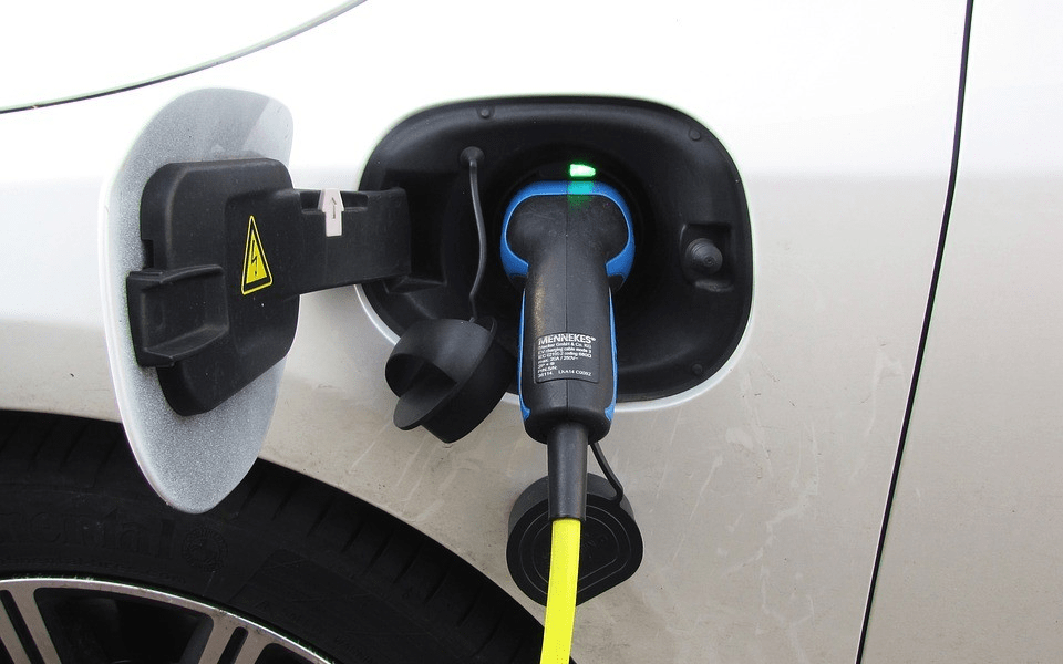 Read more about the article Oliver Wyman: 125 milhões de carros elétricos até 2030 ...