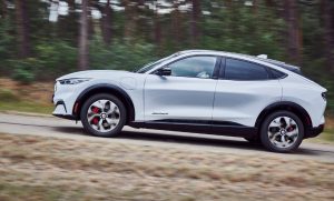 Read more about the article Ford Mustang Mach-E. SUV elétrico já tem versões e preços para Portugal ...