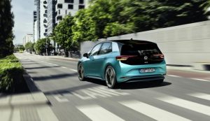 Read more about the article Venderam-se mais elétricos e plug-in do que Diesel pela primeira vez na Europa ...
