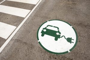 Read more about the article Episódio 6: as regras de sinalização para carros elétricos – Expresso ...
